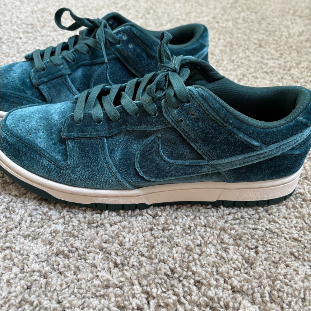 Nike Dunks Emerald Teal Green Velvet Women's 10 Sneakers